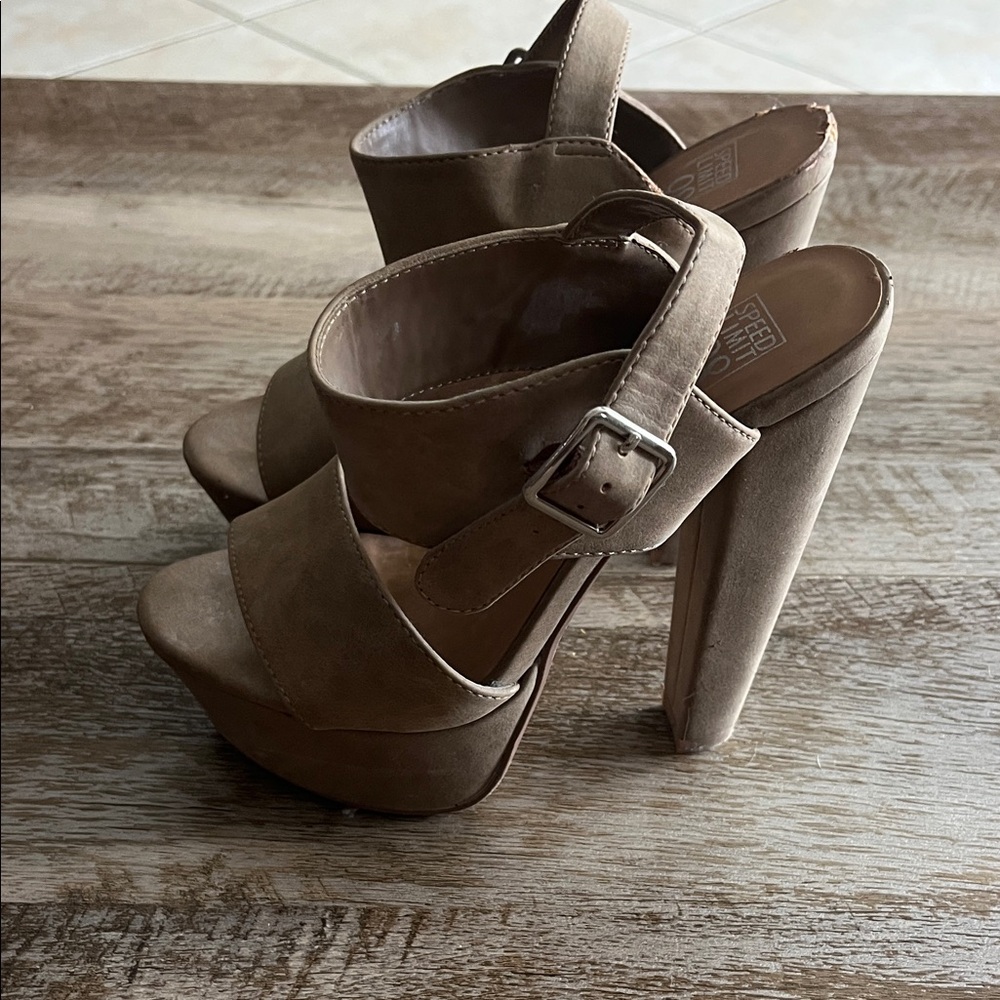 Speed Limit 98 Suede Tan/Taupe Ankle Strap Platform Heels Sandal